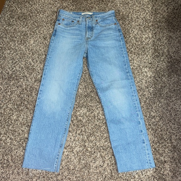 Levi’s Premium Wedgie Straight - Picture 4 of 8